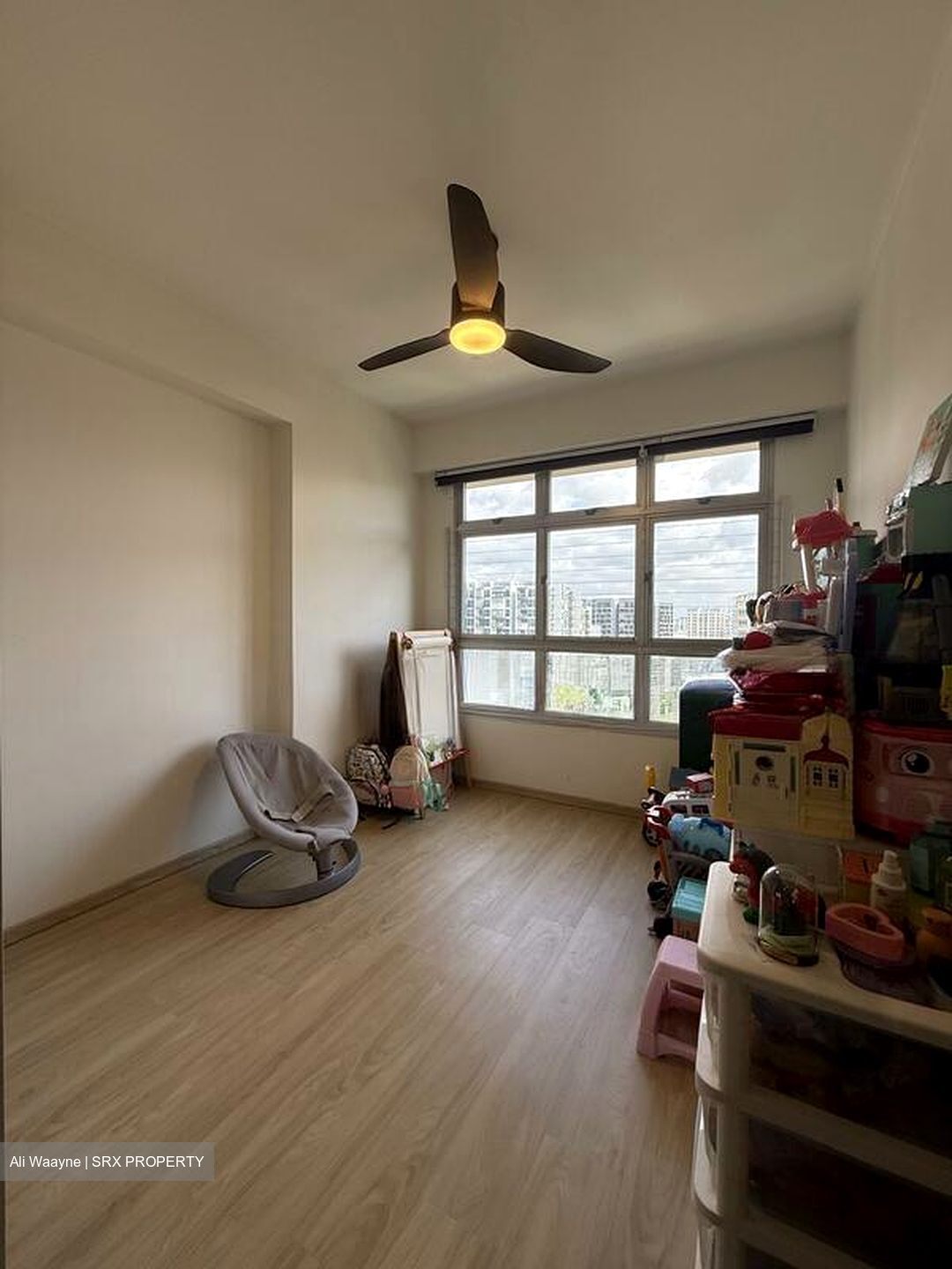 Tampines Street 86 (Tampines), Multi Generation #523697151